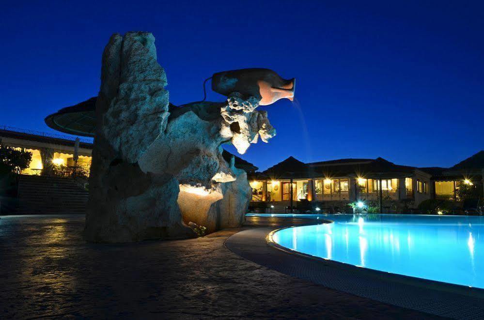 Hotel Costa Caddu San Teodoro  Exterior photo