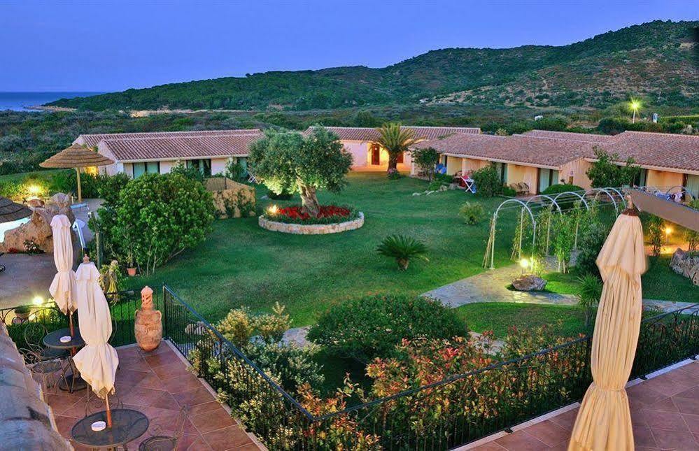 Hotel Costa Caddu San Teodoro  Exterior photo
