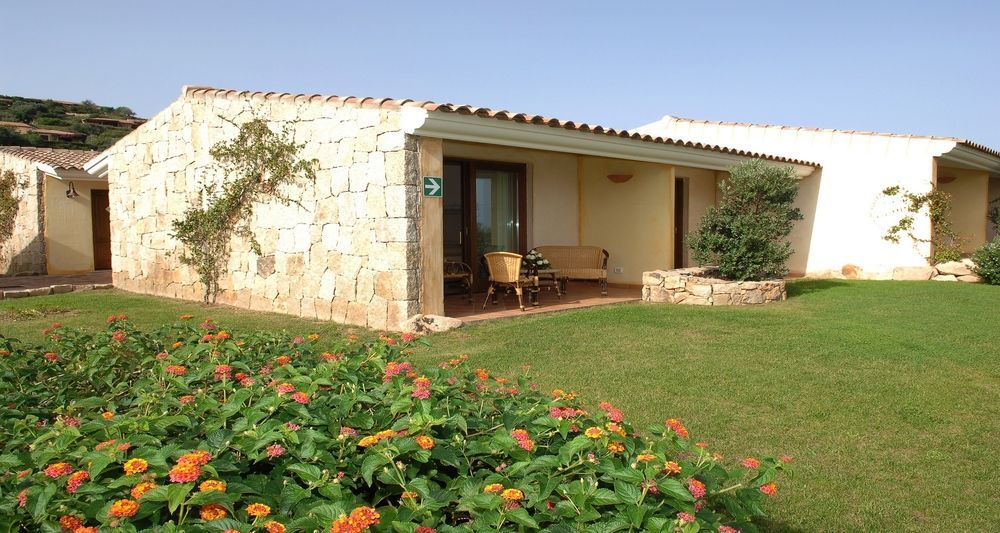 Hotel Costa Caddu San Teodoro  Exterior photo